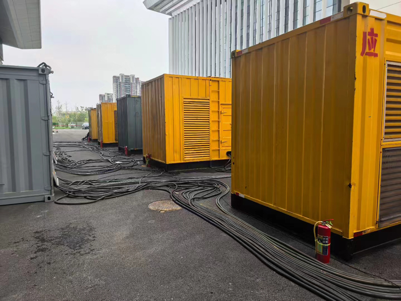 勉县柴油发电机组冬季保养有哪些注意事项?